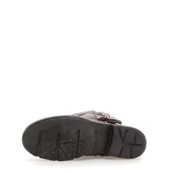 STIEFEL AMIAS