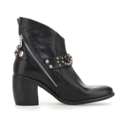 STIEFEL RORY
