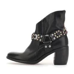 STIEFEL RORY