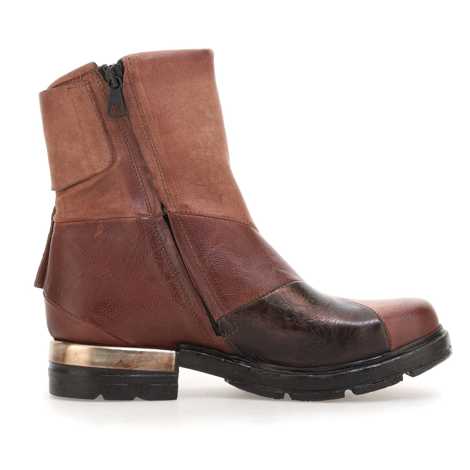 STIEFELETTEN AGULIA