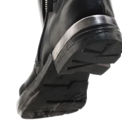 STIEFELETTEN AGULIA