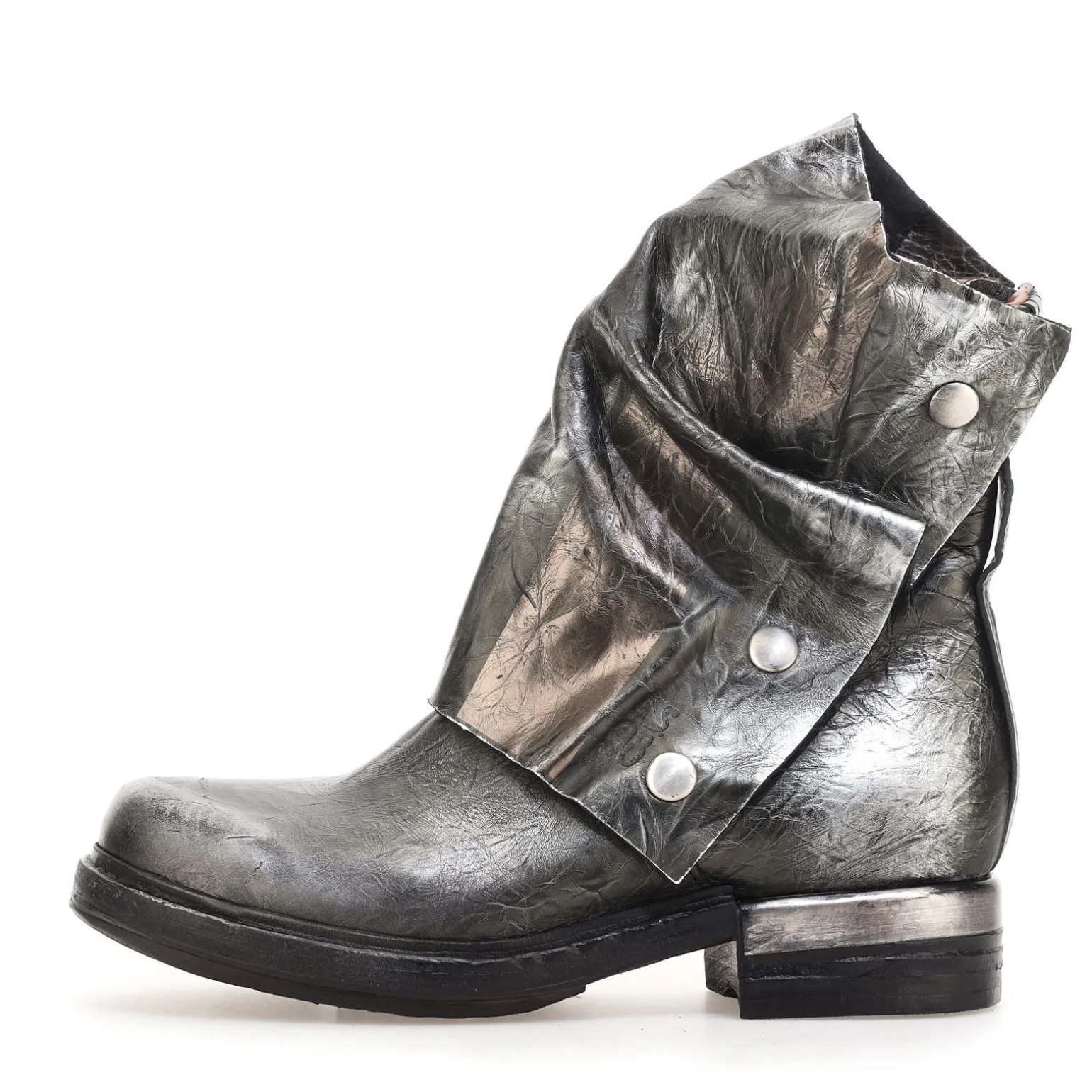 STIEFELETTEN AZUSA
