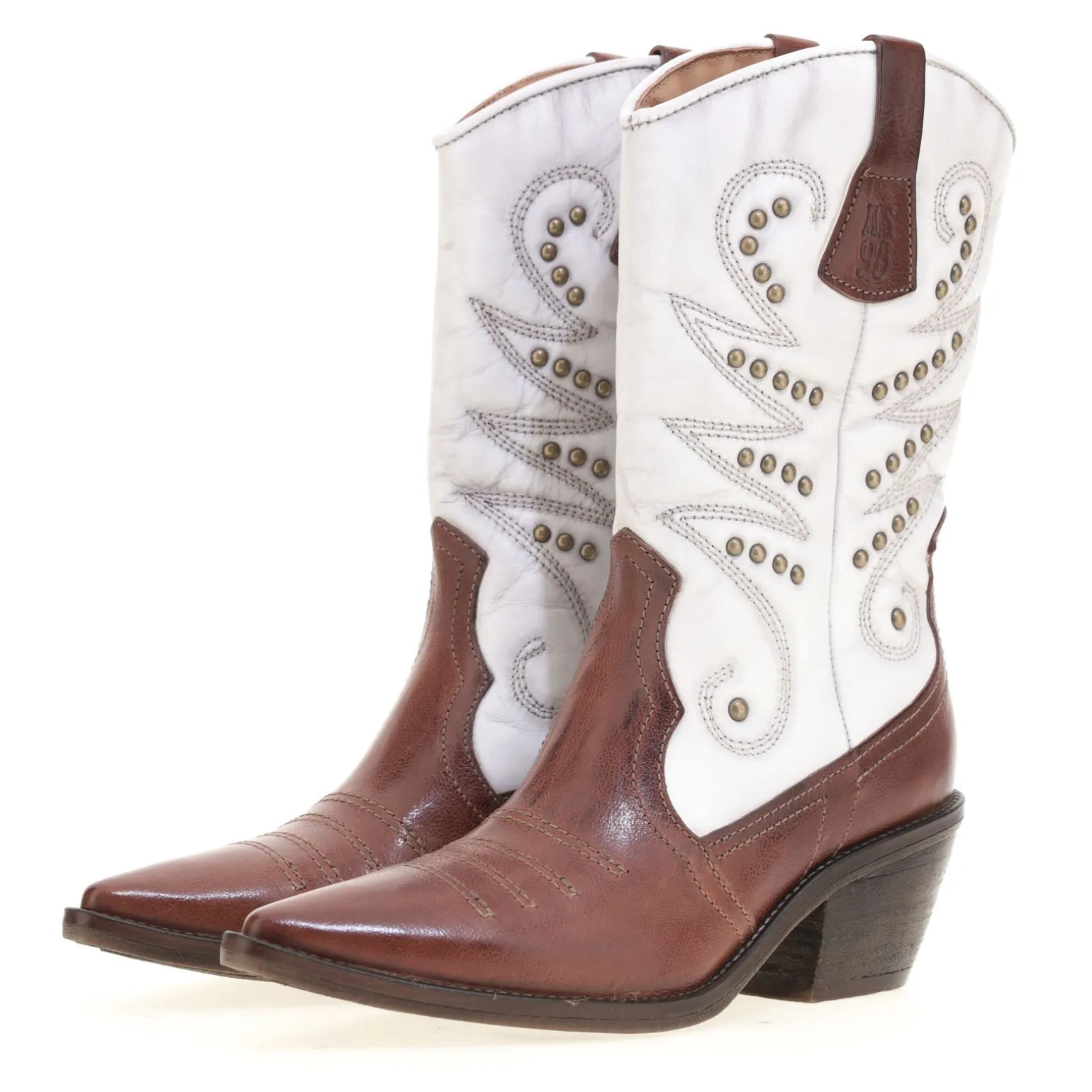 STIEFELETTEN CARY