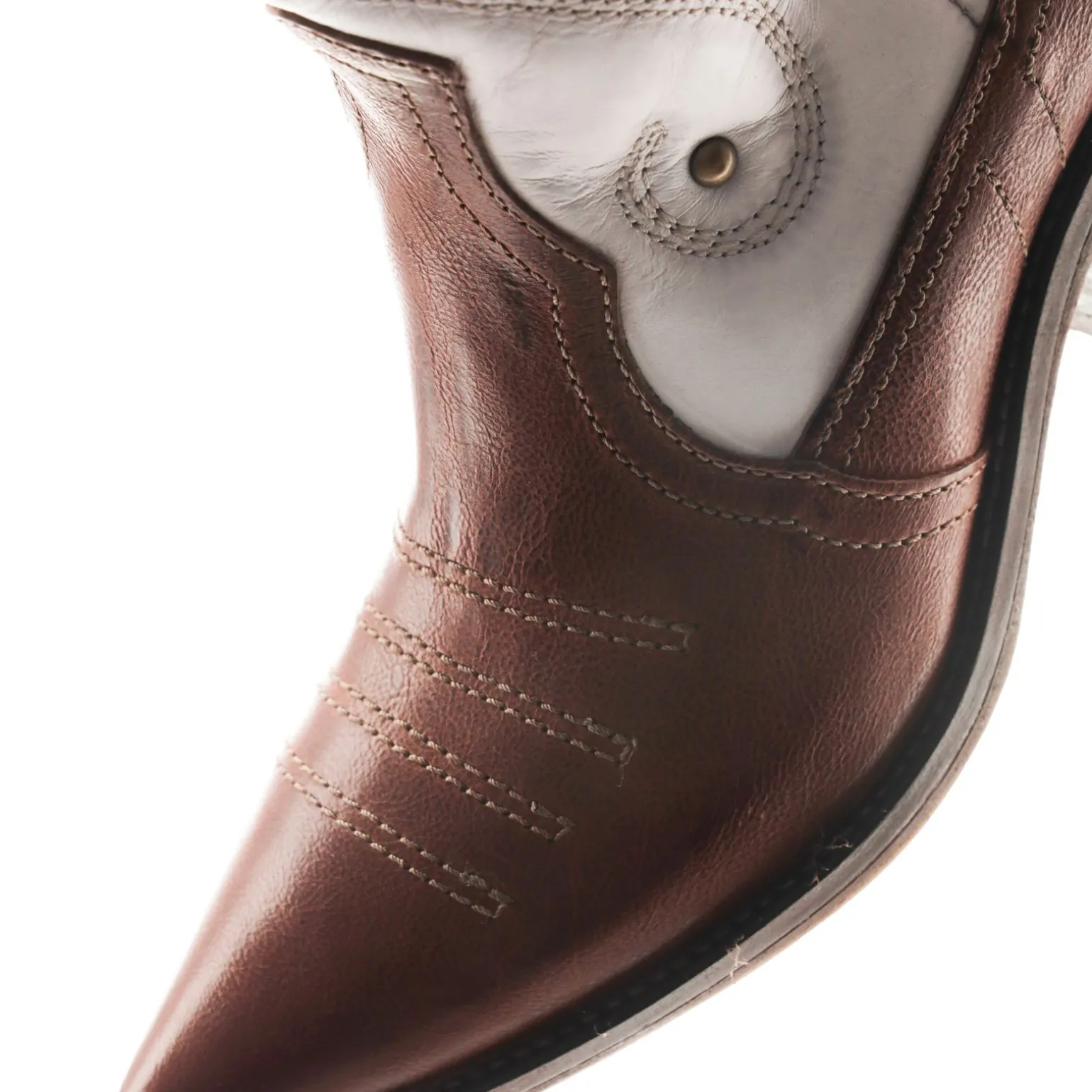 STIEFELETTEN CARY