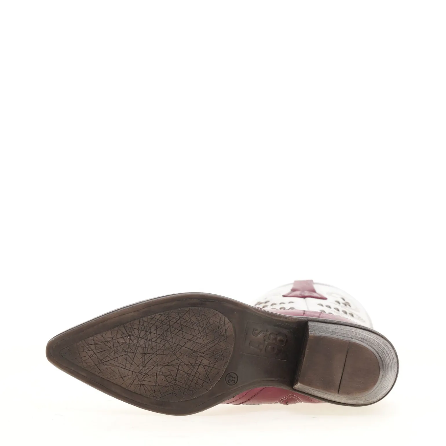 STIEFELETTEN CARY
