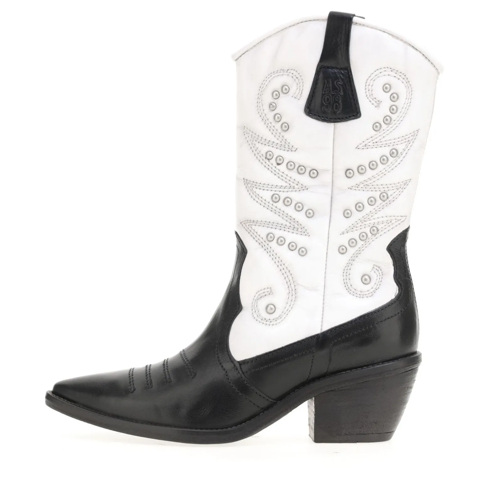STIEFELETTEN CARY