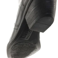 STIEFELETTEN CARY