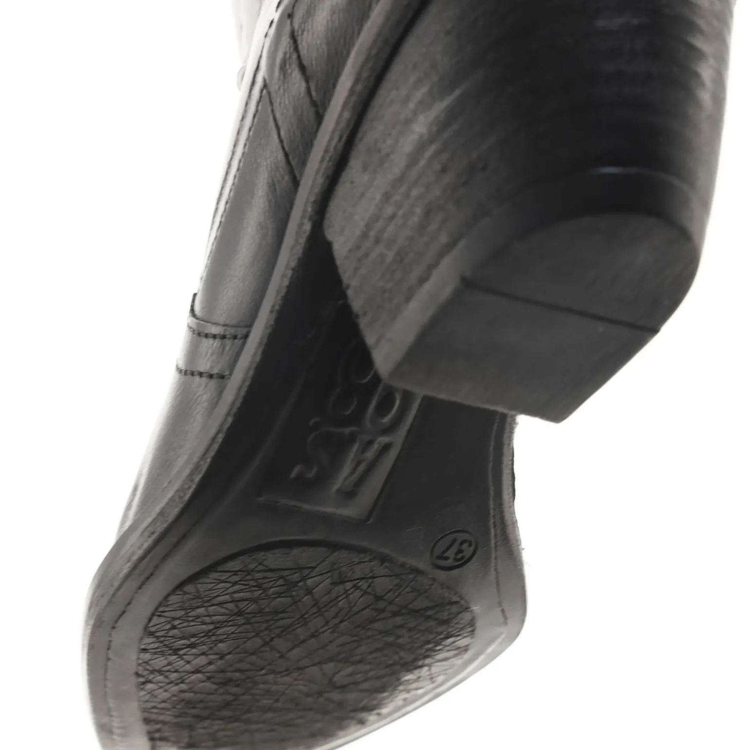 STIEFELETTEN CARY