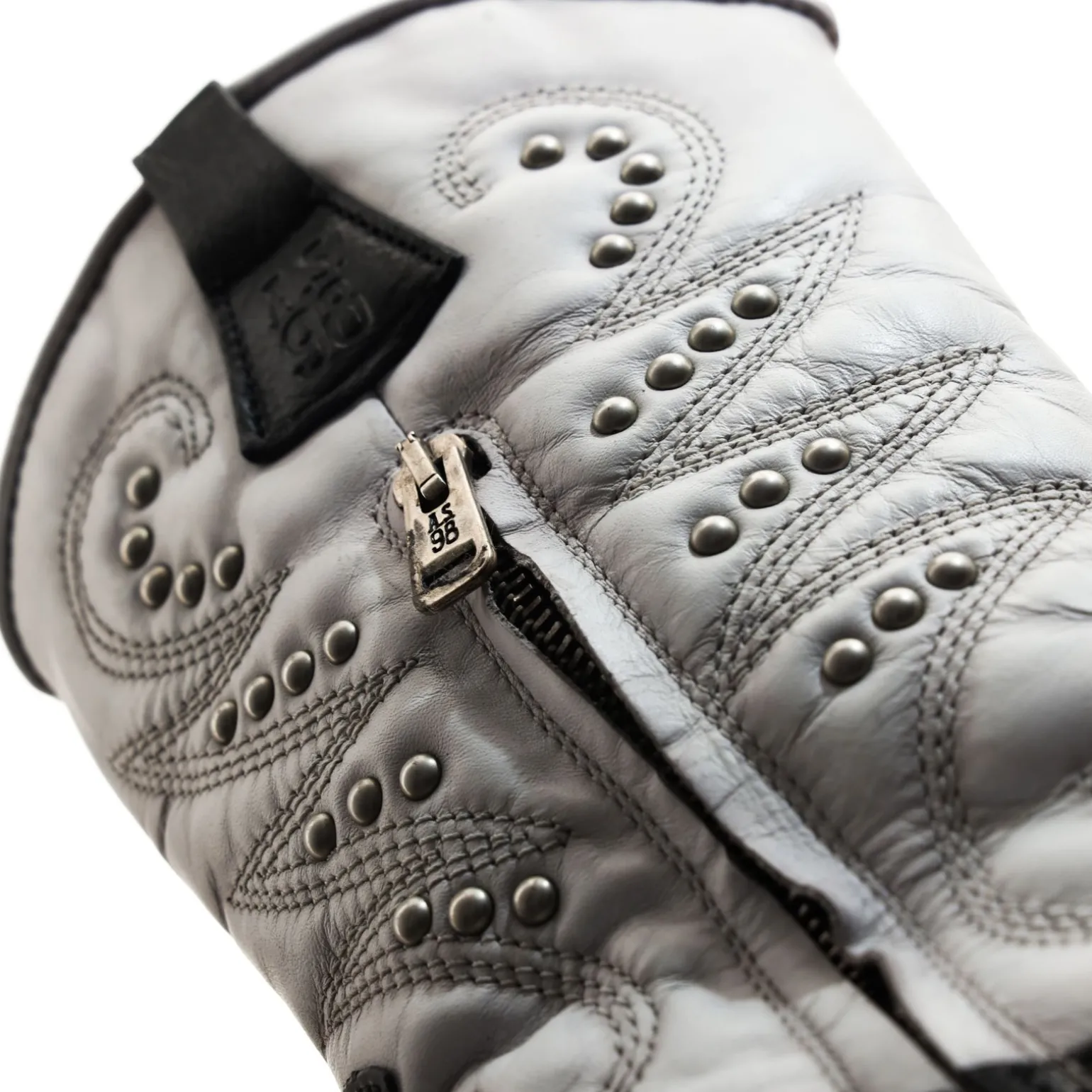 STIEFELETTEN CARY