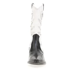 STIEFELETTEN CARY