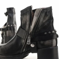 STIEFELETTEN CASAS