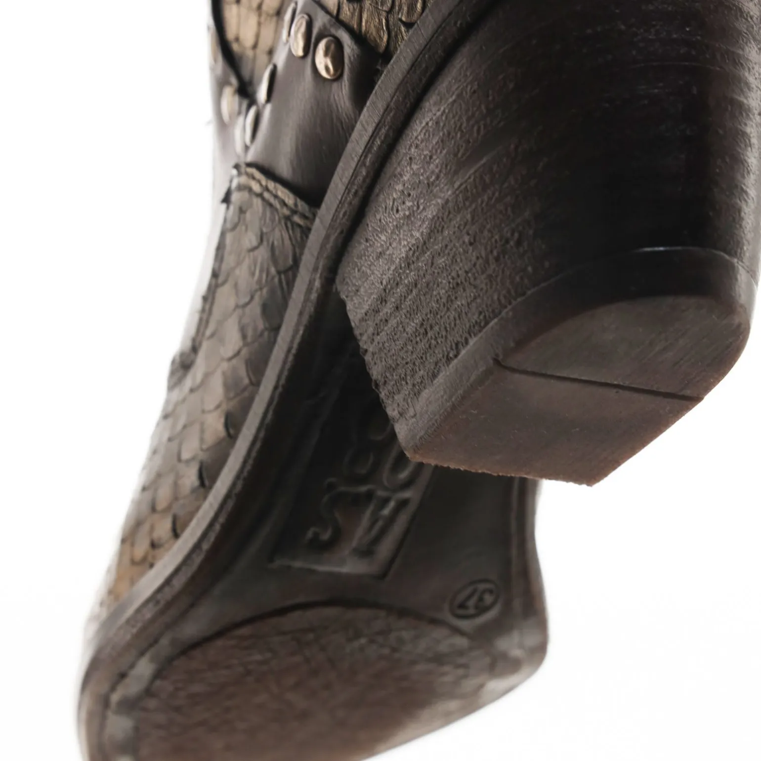 STIEFELETTEN CAT