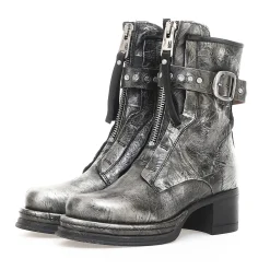 STIEFELETTEN CLIO