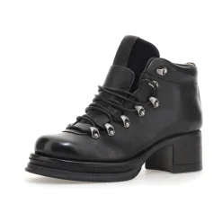 STIEFELETTEN CRARY
