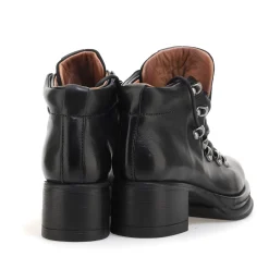 STIEFELETTEN CRARY