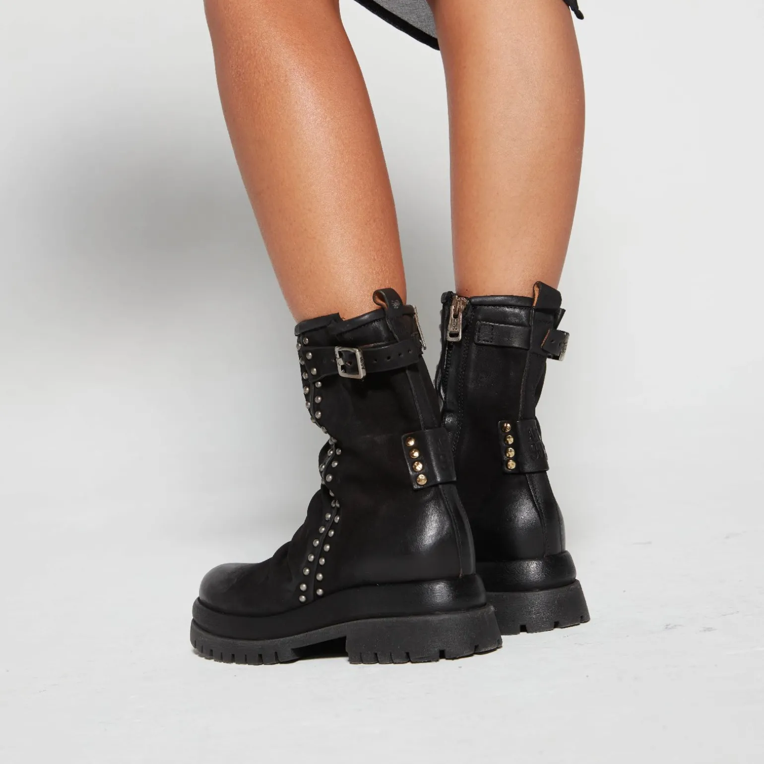 STIEFELETTEN DARCY