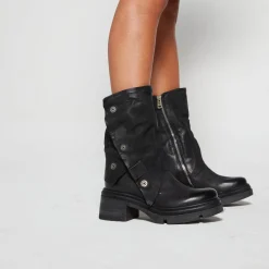 STIEFELETTEN ERIE