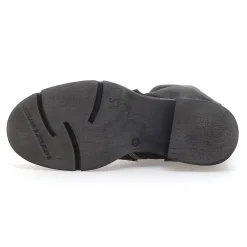 STIEFELETTEN ERIE