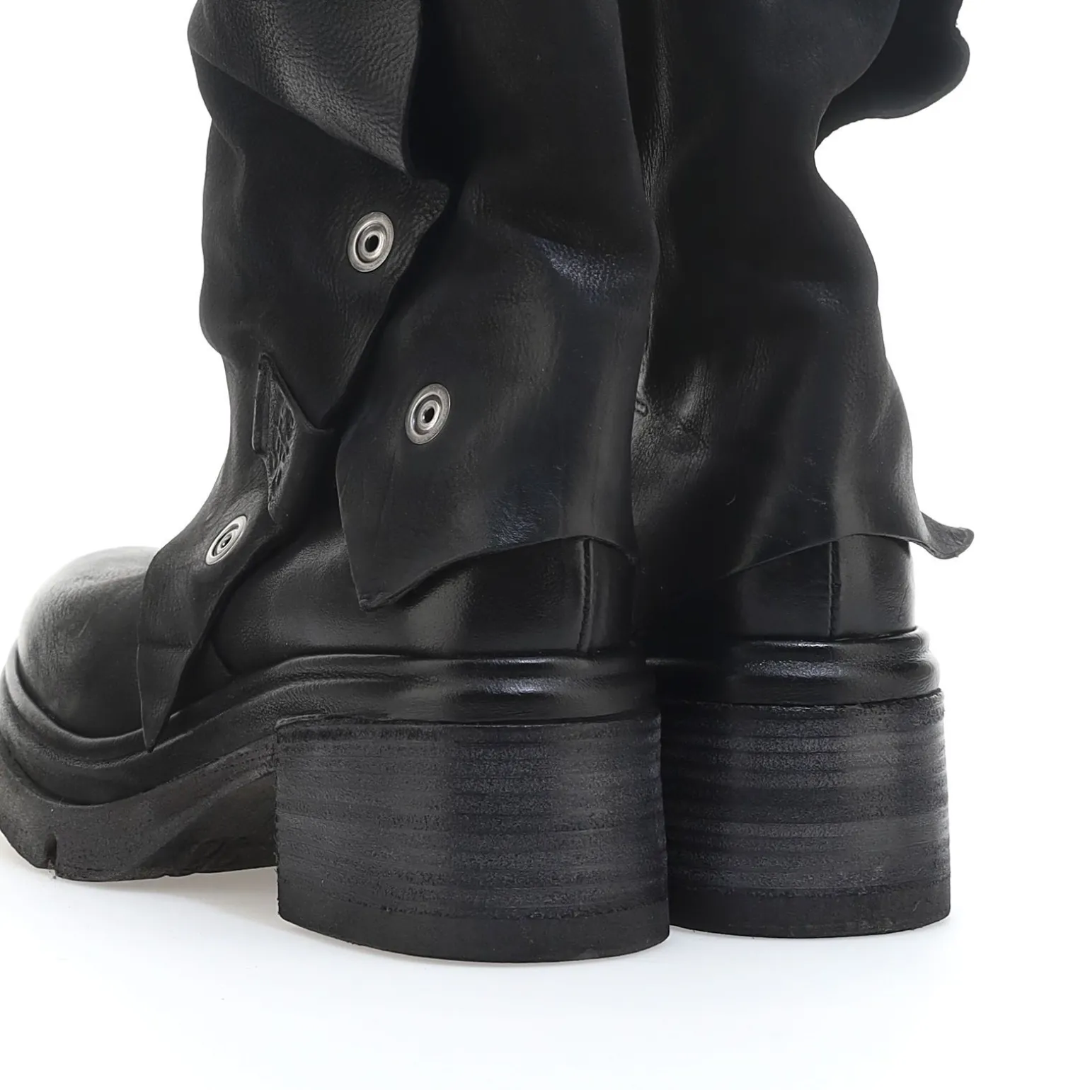 STIEFELETTEN ERIE