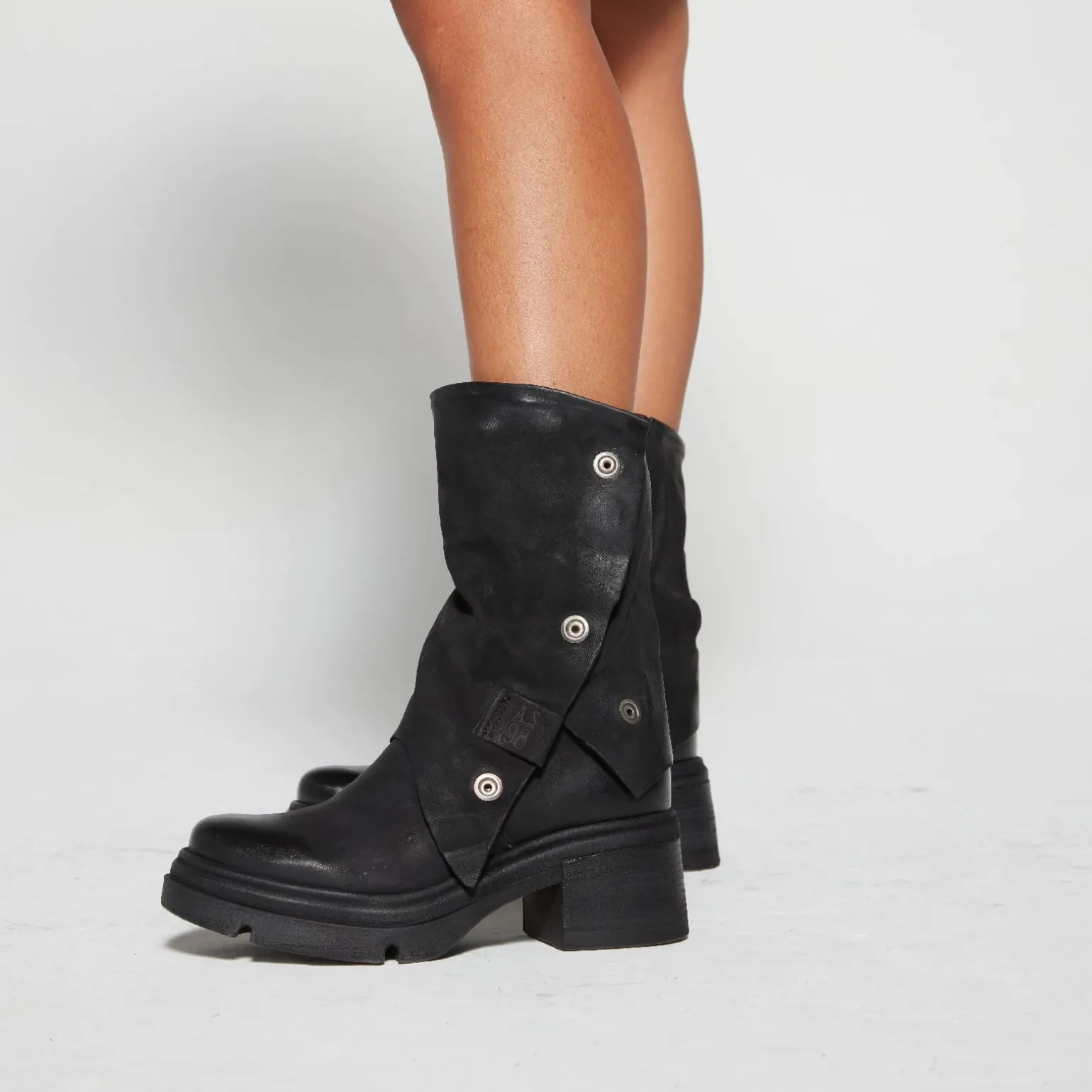 STIEFELETTEN ERIE