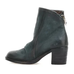 STIEFELETTEN JASE