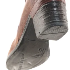 STIEFELETTEN JASE