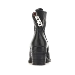 STIEFELETTEN JASE
