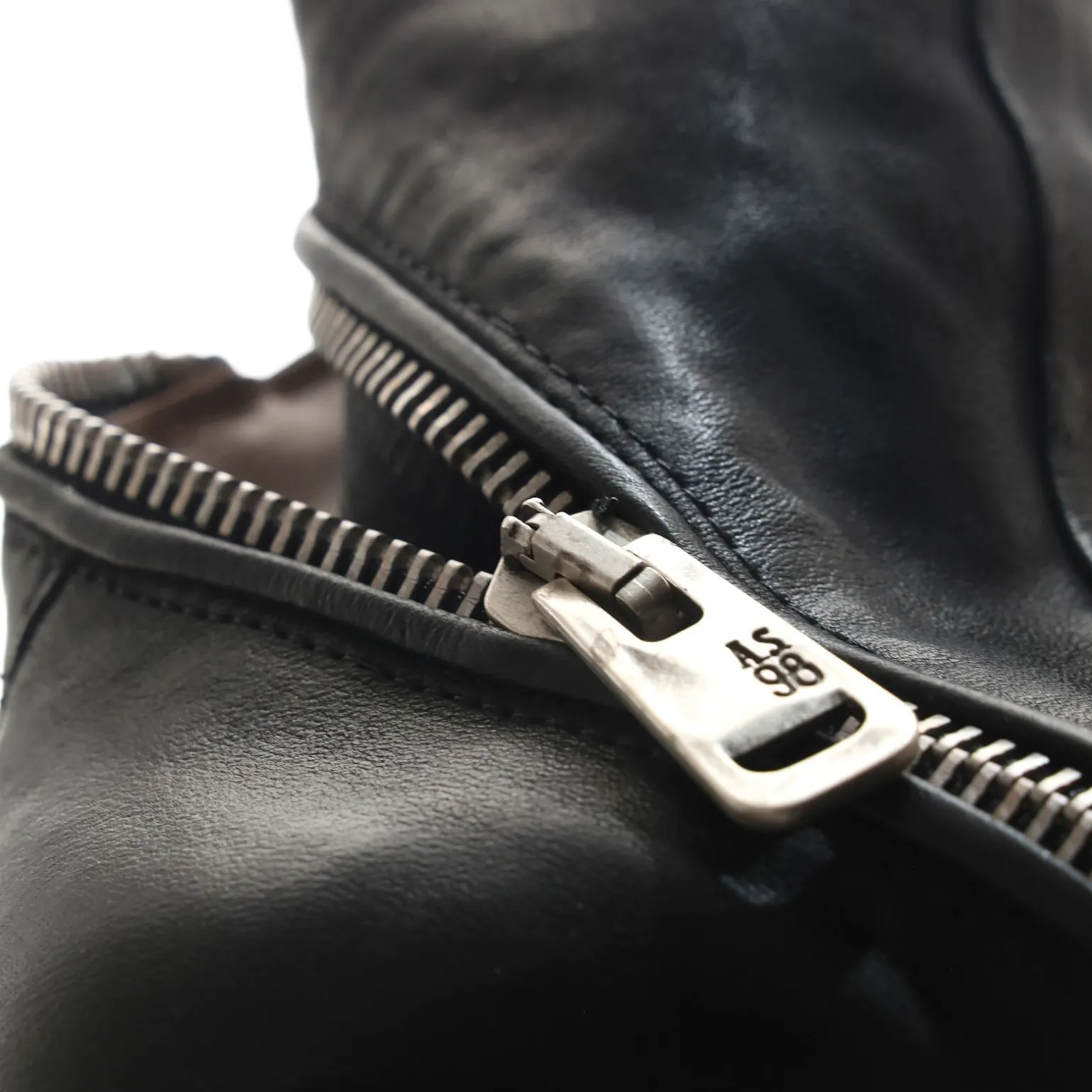 STIEFELETTEN JASE