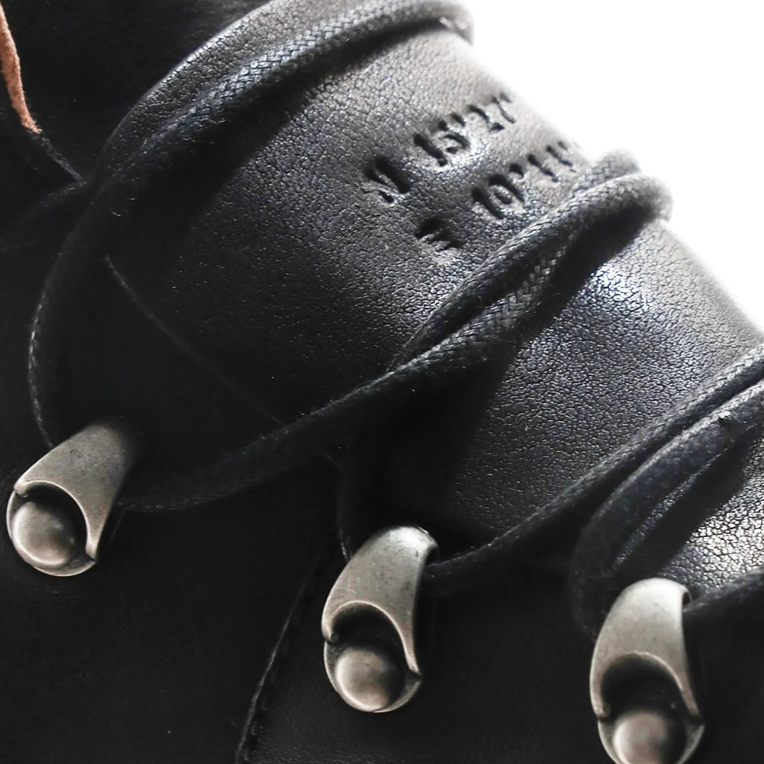 STIEFELETTEN PARRIS
