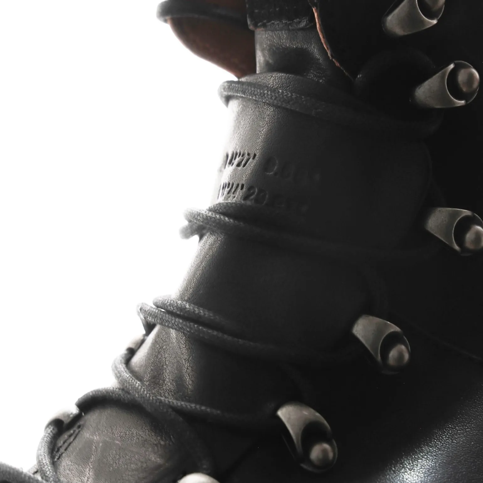 STIEFELETTEN PARRIS