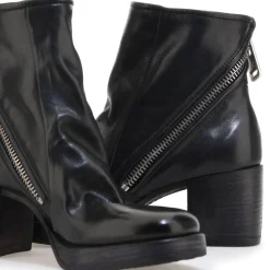 STIEFELETTEN PEONY