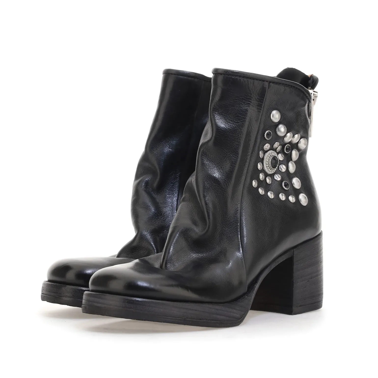 STIEFELETTEN PEONY