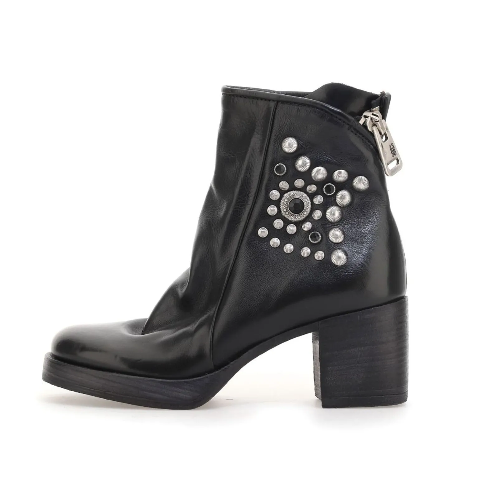 STIEFELETTEN PEONY