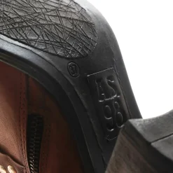 STIEFELETTEN RACINE