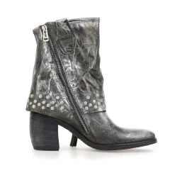 STIEFELETTEN RACINE