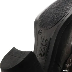 STIEFELETTEN RACINE