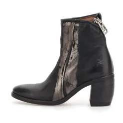 STIEFELETTEN ROSE