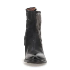 STIEFELETTEN ROSE
