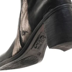 STIEFELETTEN ROSE