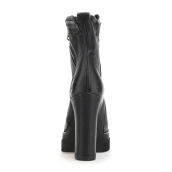 STIEFELETTEN VELMA