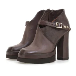 STIEFELETTEN VIXI
