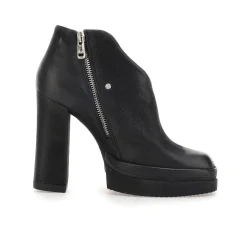 STIEFELETTEN VIXI
