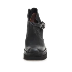 STIEFELETTEN VIXI