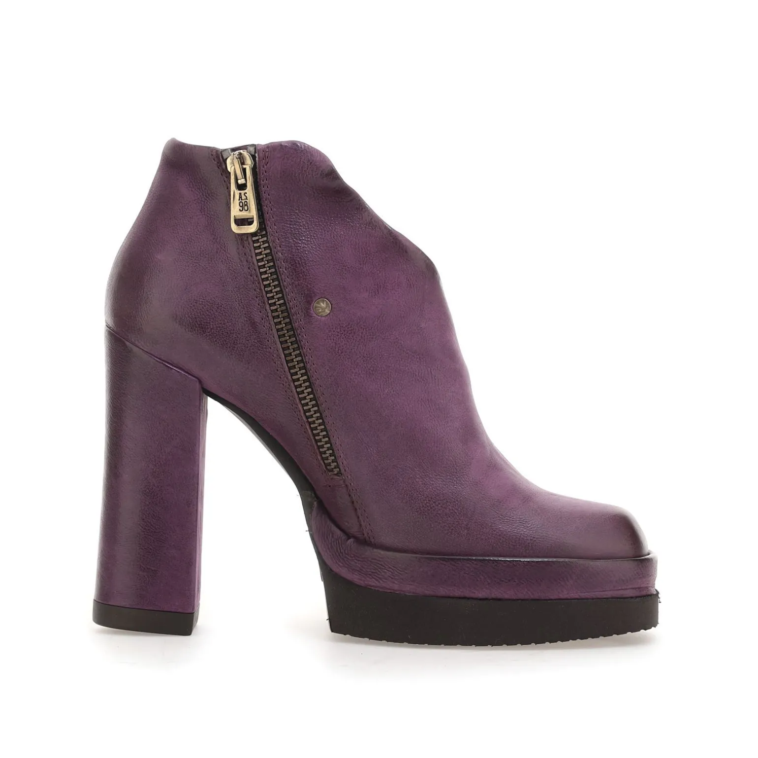 STIEFELETTEN VIXI