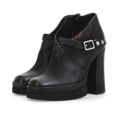 STIEFELETTEN VIXI