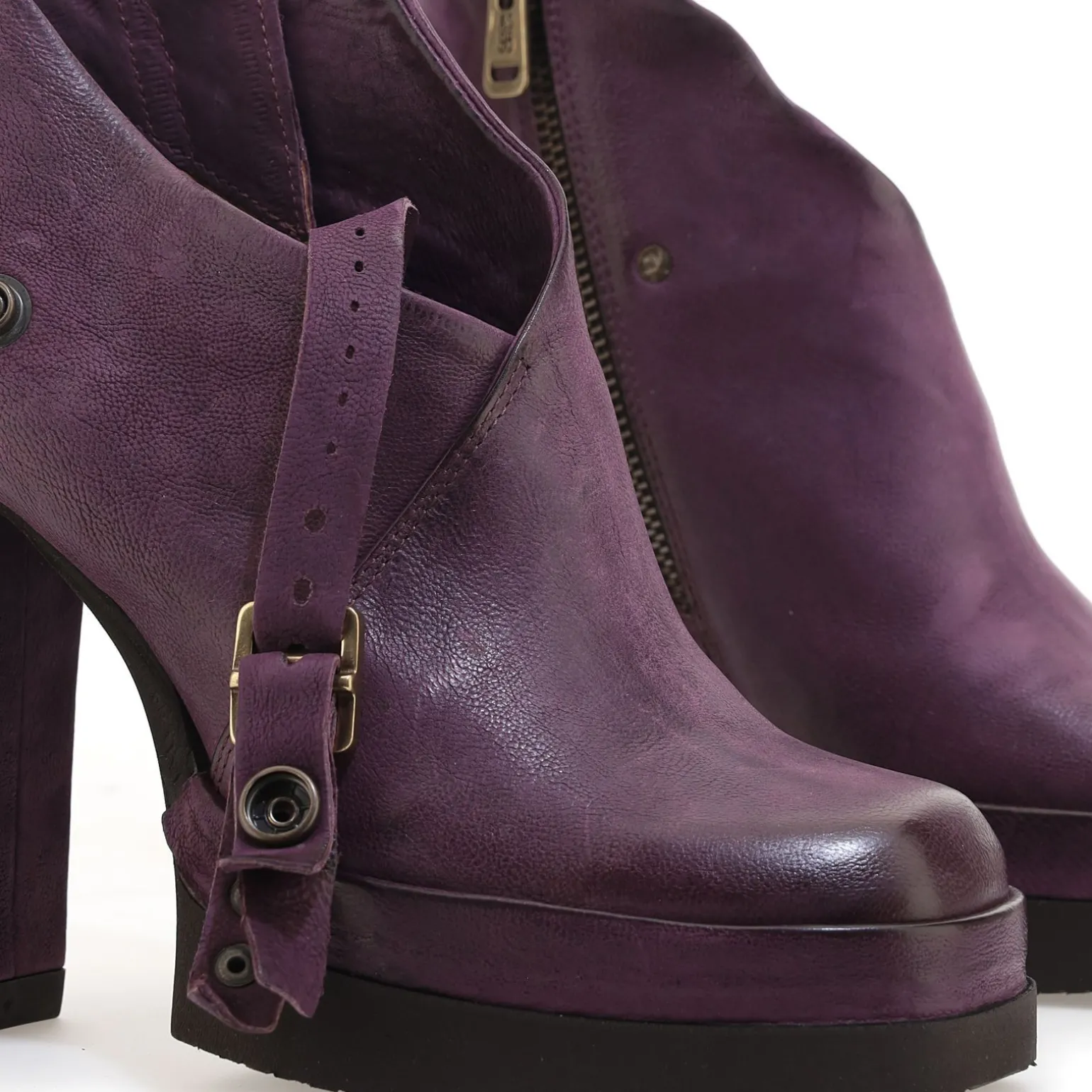 STIEFELETTEN VIXI